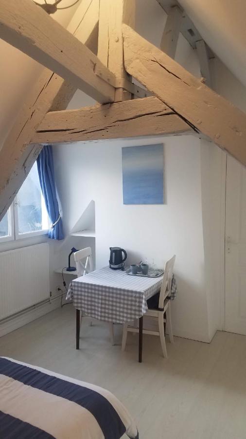 Manoir De L'As De Trefle Bed & Breakfast Isneauville Екстериор снимка
