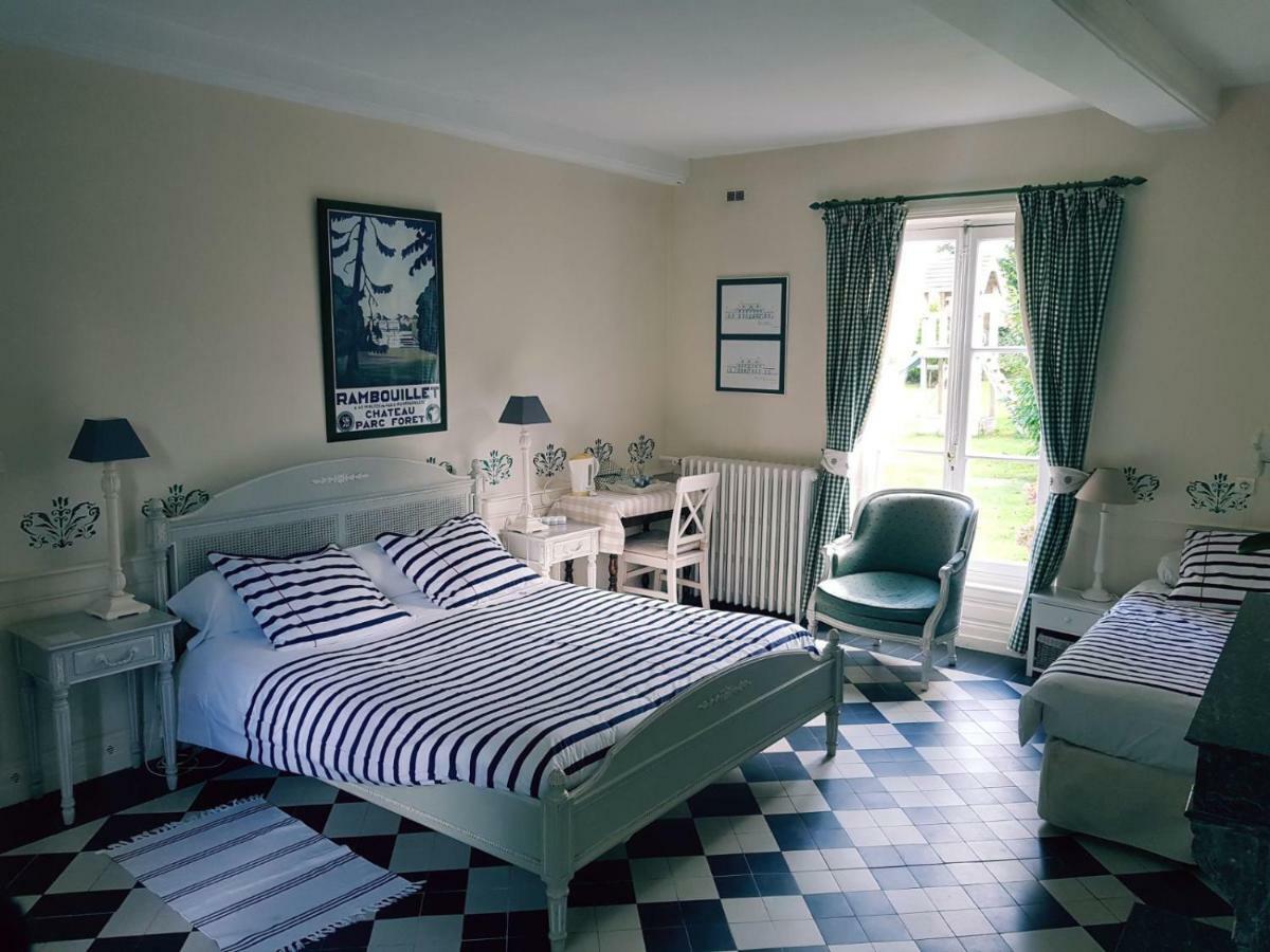 Manoir De L'As De Trefle Bed & Breakfast Isneauville Екстериор снимка